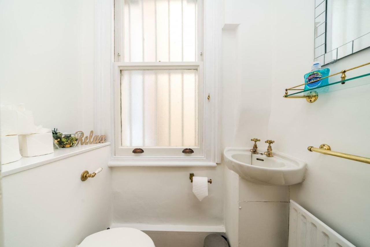 New 1 Bedroom Earls Court Flat Centre Of London Kültér fotó